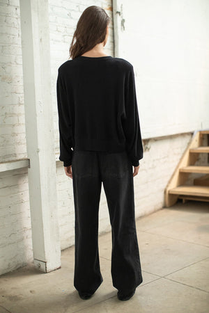 VISTA CREW NECK TOP - Velvet Staging 2.0