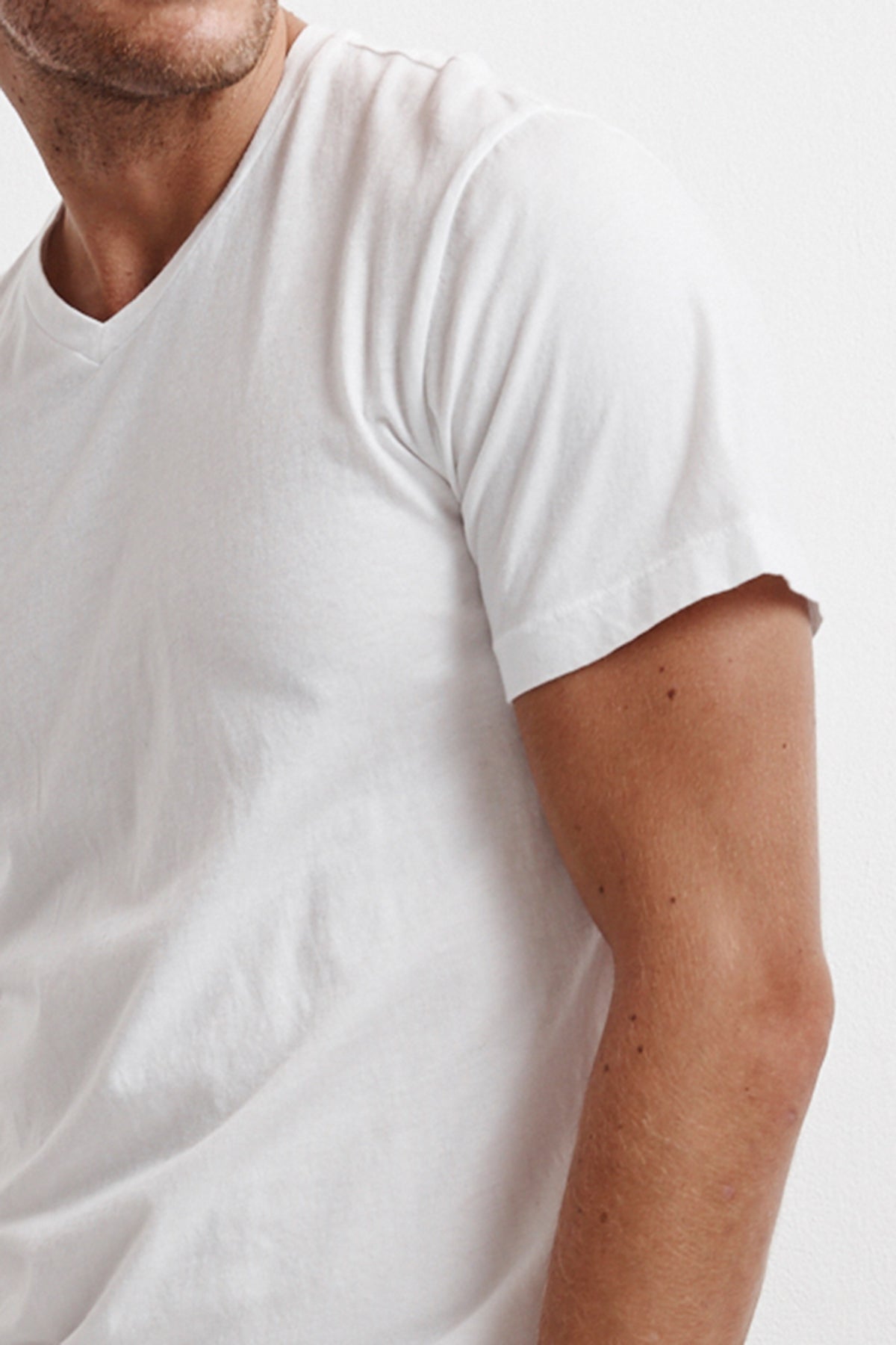 SAMSEN WHISPER CLASSIC TEE Velvet by Graham & Spencer-25282509439172