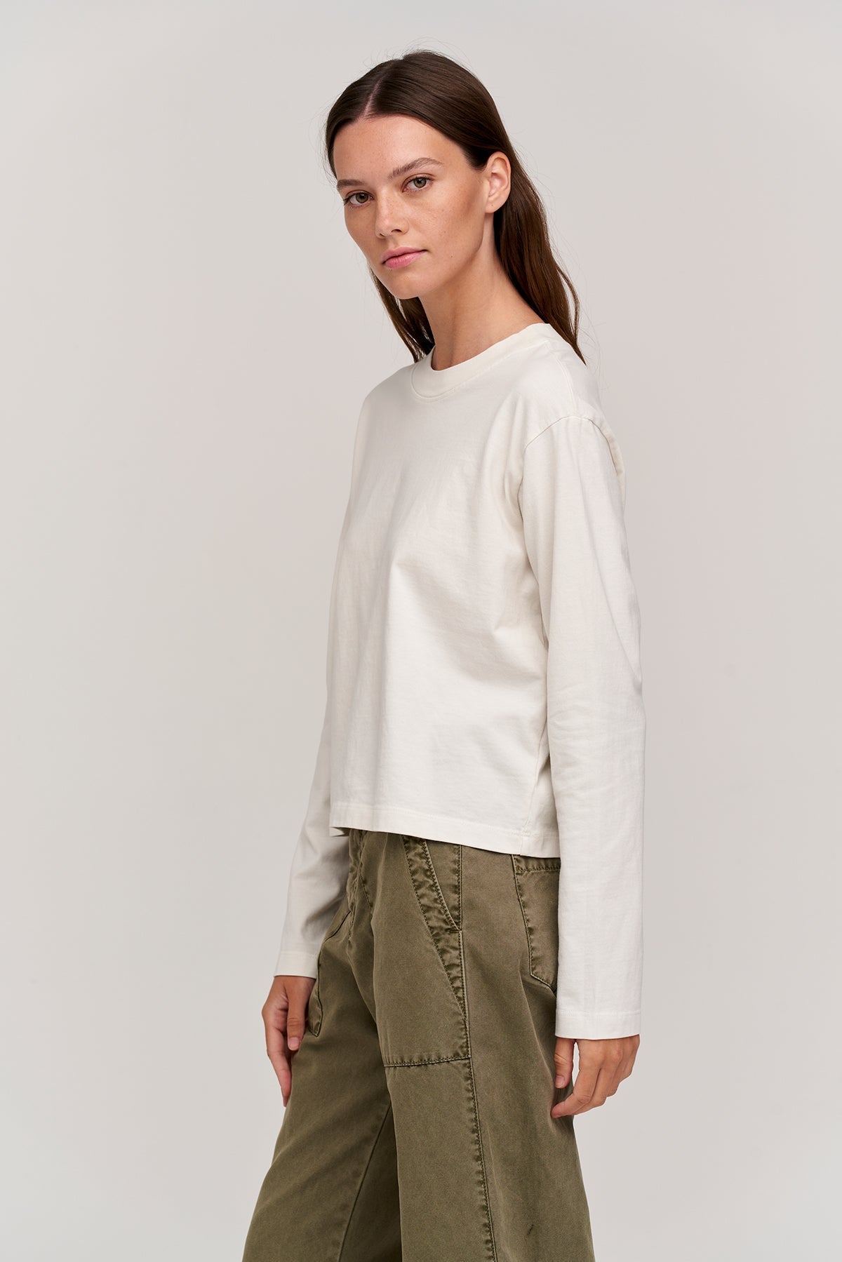 WINONA CREW NECK TEE - Velvet Staging 2.0