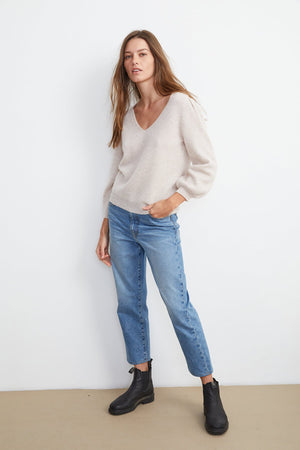 YELENE CASHMERE V-NECK SWEATER - Velvet Staging 2.0