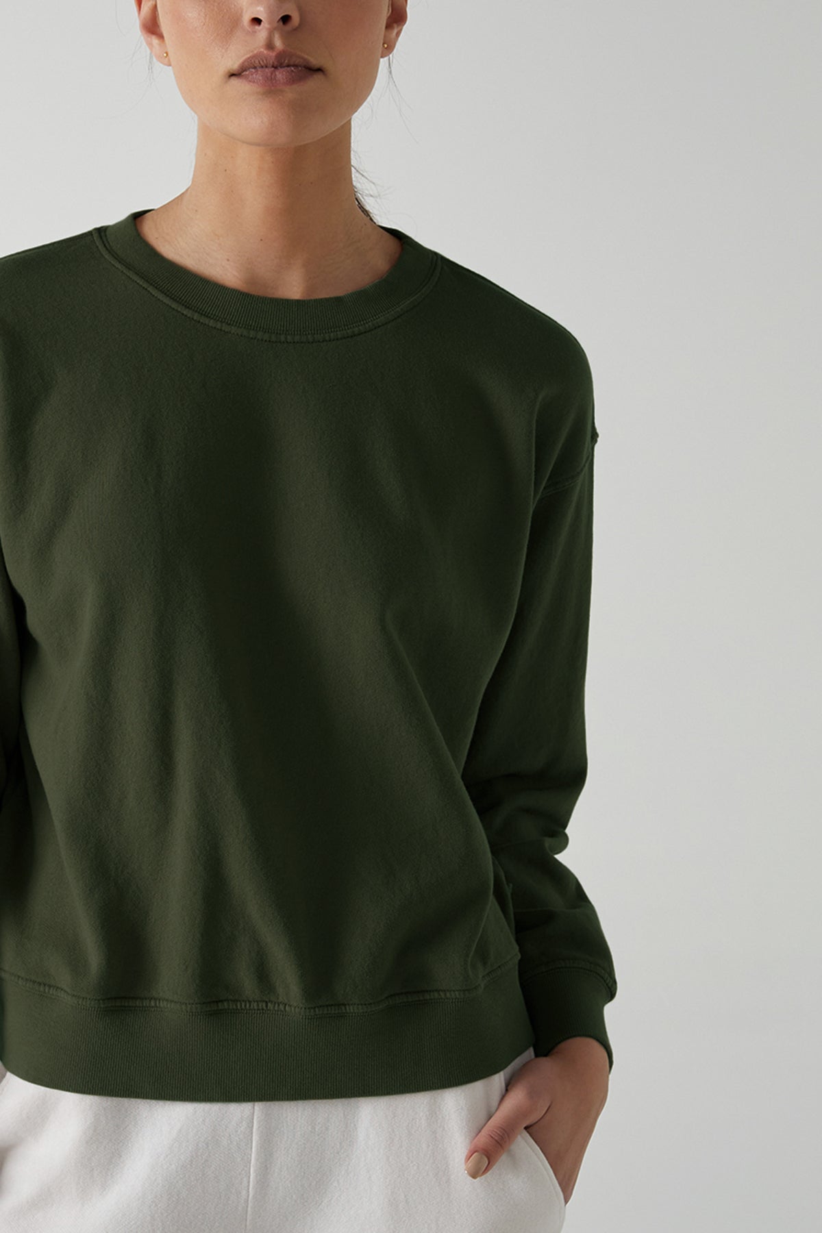 YNEZ SWEATSHIRT - Velvet Staging 2.0
