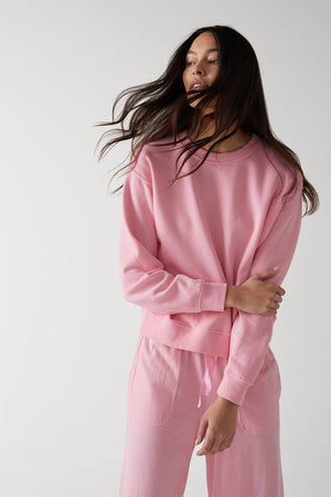 YNEZ SWEATSHIRT - Velvet Staging 2.0