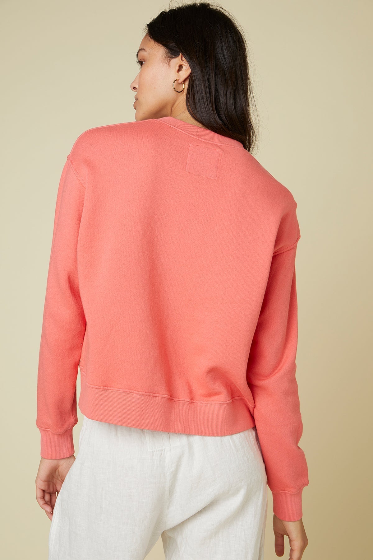 YNEZ SWEATSHIRT - Velvet Staging 2.0