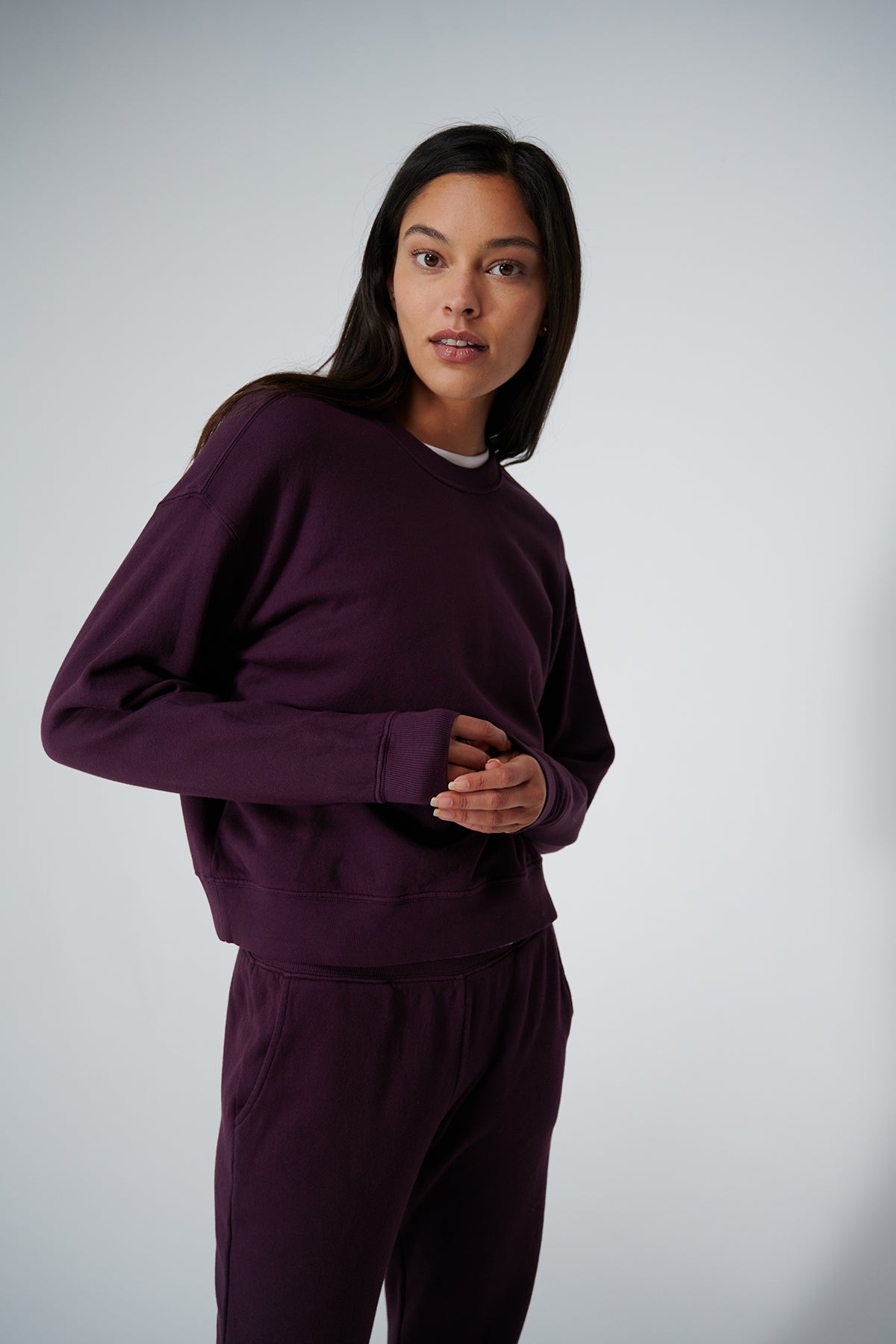 YNEZ SWEATSHIRT - Velvet Staging 2.0