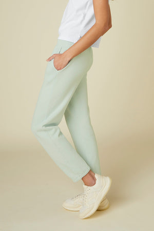 ZUMA SWEATPANT - Velvet Staging 2.0