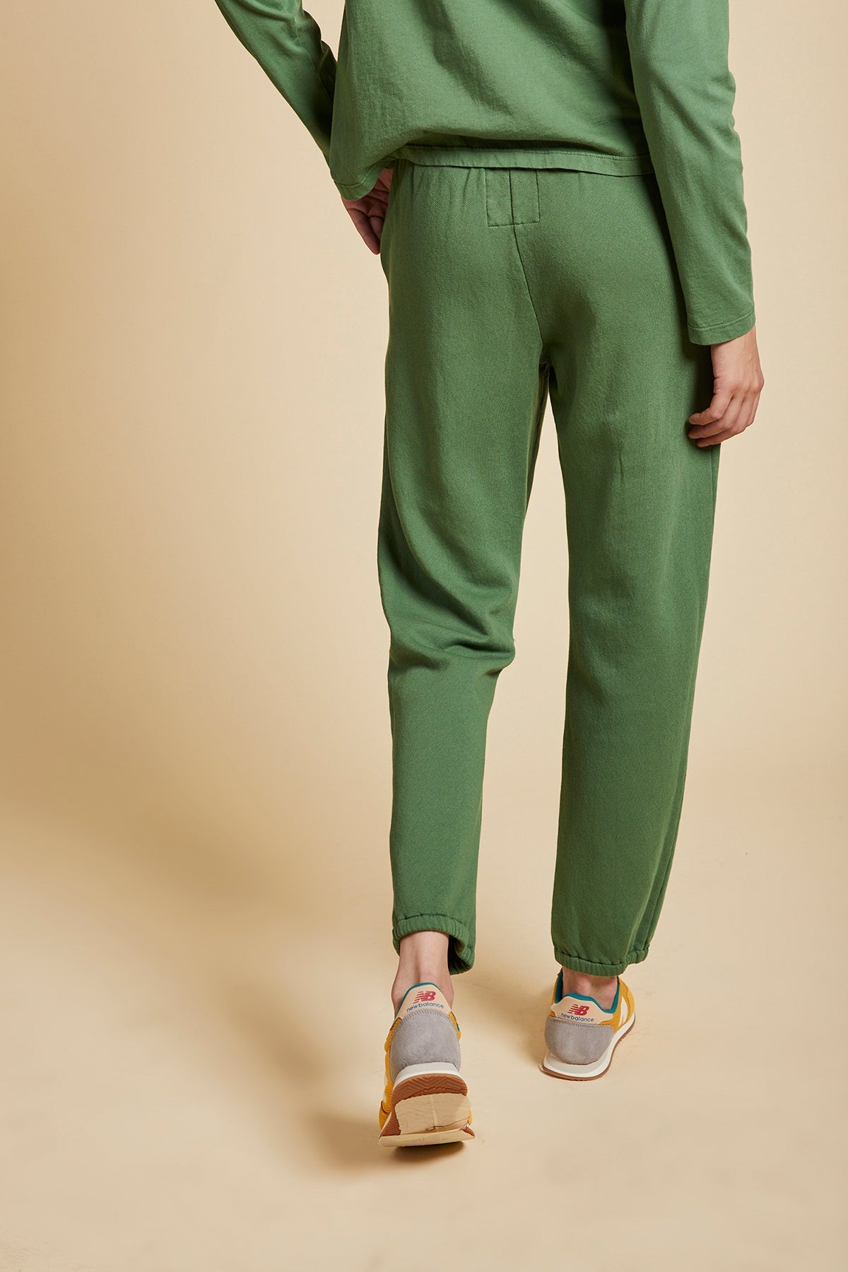 ZUMA SWEATPANT - Velvet Staging 2.0-26916411343044