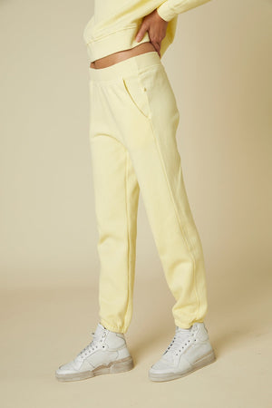 ZUMA SWEATPANT - Velvet Staging 2.0